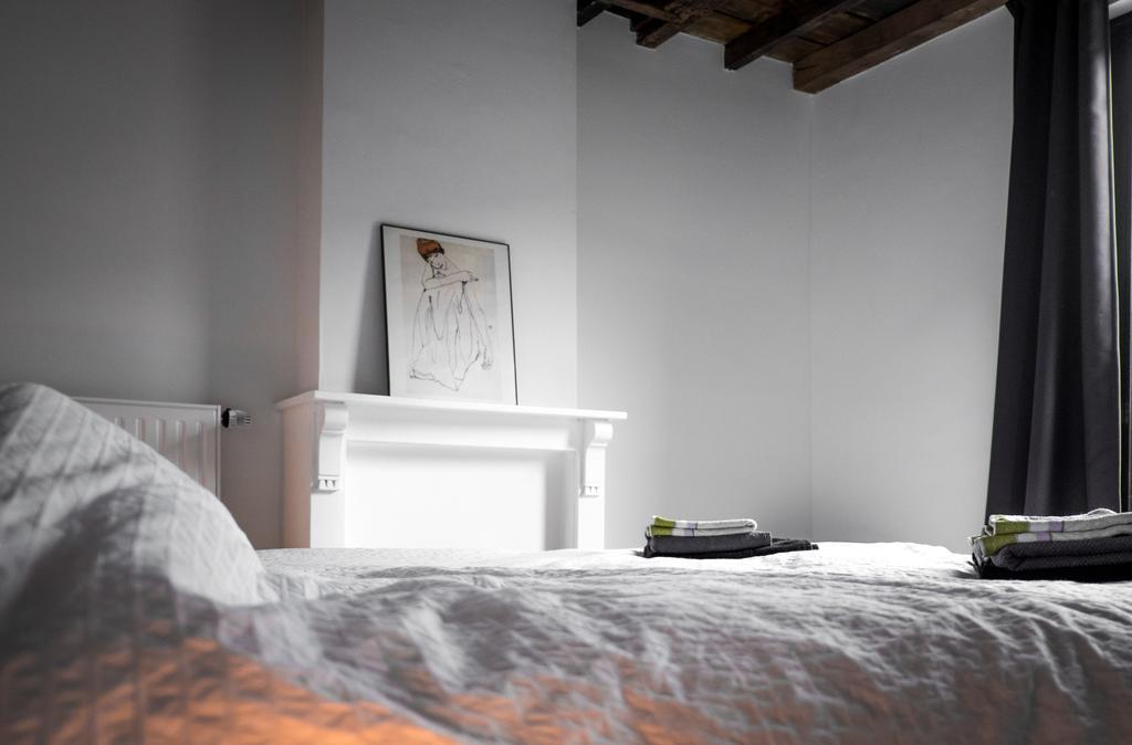 Csar Private Guesthouse Bruges Esterno foto